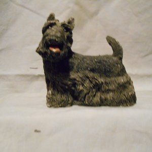 Stone Critter Design of Scottie Terrier